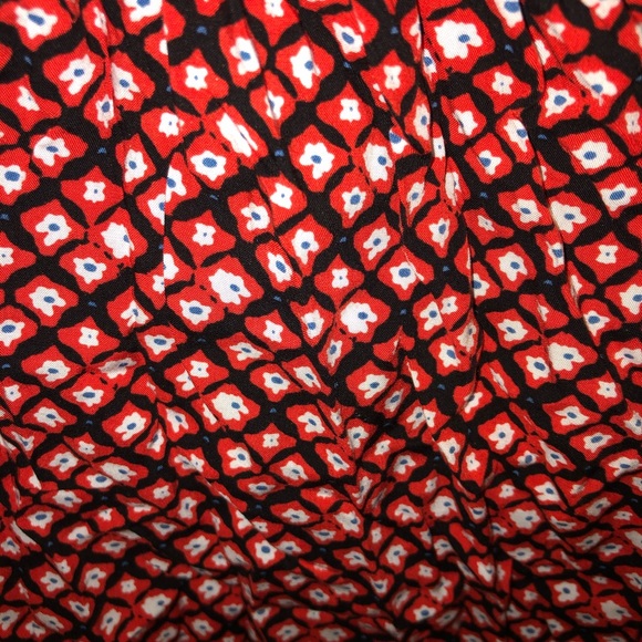 Loft Top - Picture 3 of 4